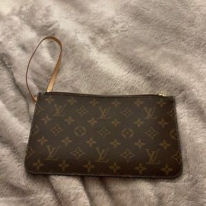 💝 Louis Vuitton Neverfull Mm Pouch 💝